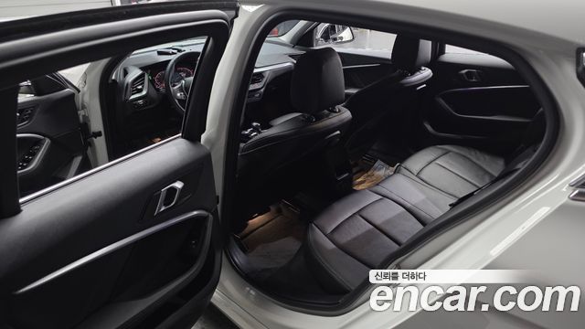 BMW 1-Series 120i Advantage