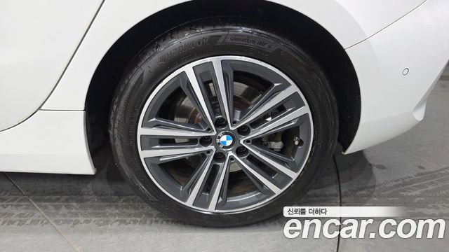 BMW 1-Series 120i Advantage