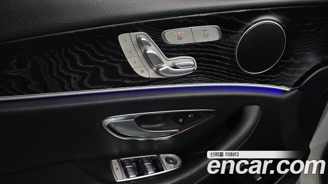 Mercedes-Benz E-Class E200 Avantgarde