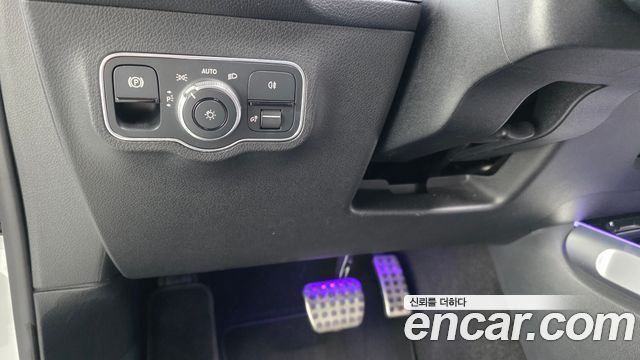 Mercedes-Benz GLB-Class GLB250 4MATIC