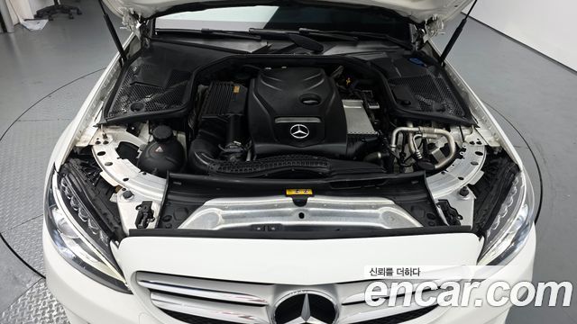 Mercedes-Benz C-Class C200 AMG Line