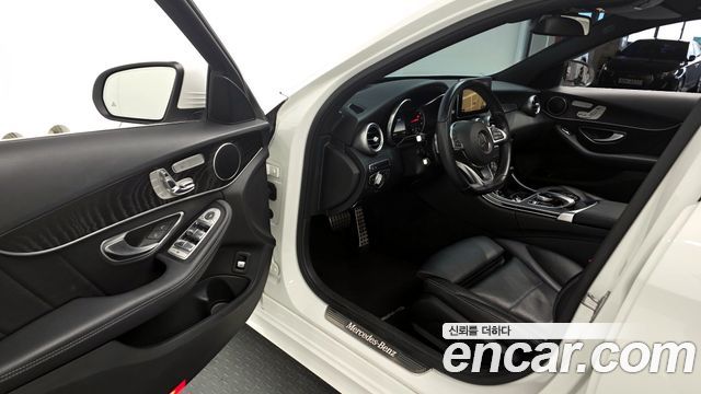 Mercedes-Benz C-Class C200 AMG Line