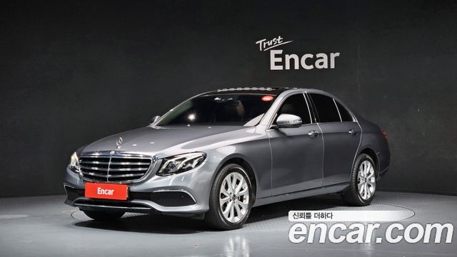 Mercedes-Benz E-Class E220d 4MATIC Exclusive