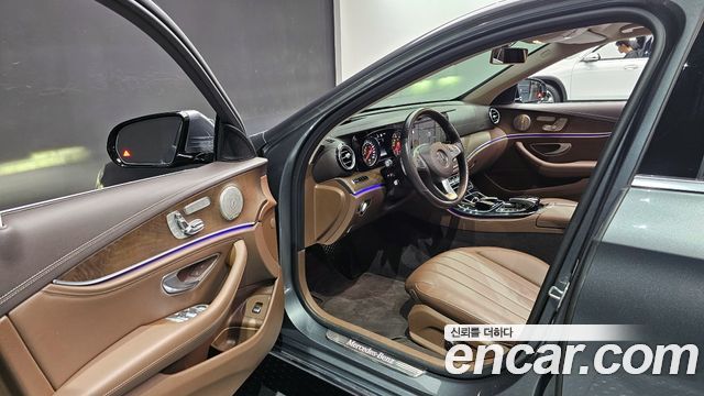 Mercedes-Benz E-Class E220d 4MATIC Exclusive