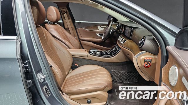 Mercedes-Benz E-Class E220d 4MATIC Exclusive