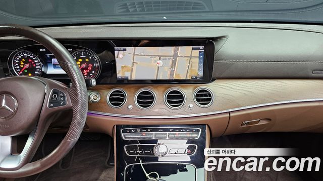 Mercedes-Benz E-Class E220d 4MATIC Exclusive