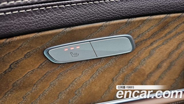 Mercedes-Benz E-Class E220d 4MATIC Exclusive
