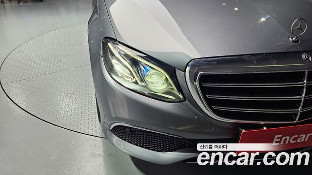 Mercedes-Benz E-Class E220d 4MATIC Exclusive