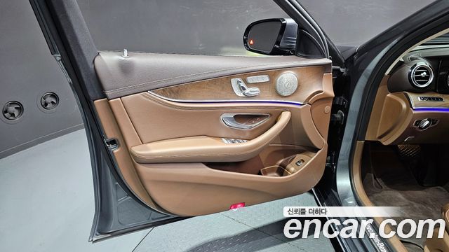Mercedes-Benz E-Class E220d 4MATIC Exclusive