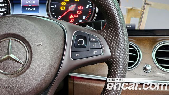 Mercedes-Benz E-Class E220d 4MATIC Exclusive