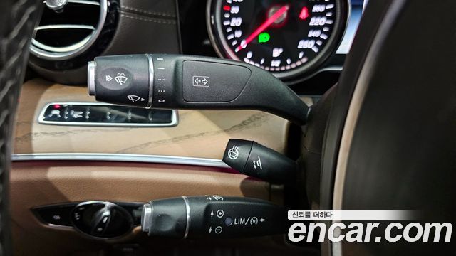 Mercedes-Benz E-Class E220d 4MATIC Exclusive