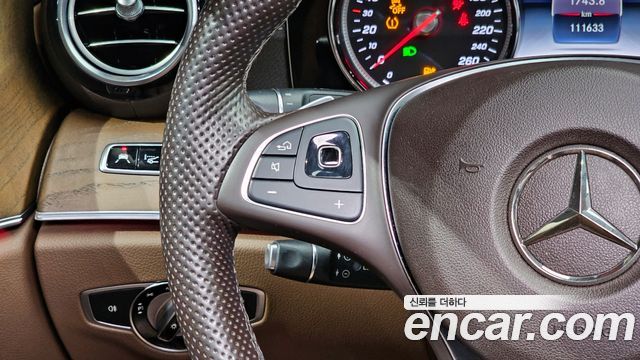 Mercedes-Benz E-Class E220d 4MATIC Exclusive