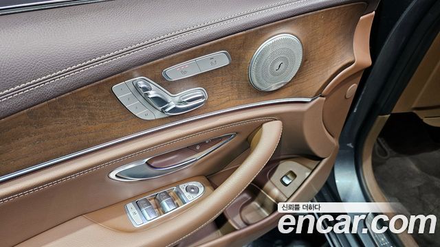 Mercedes-Benz E-Class E220d 4MATIC Exclusive
