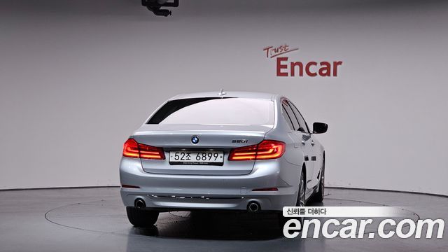 BMW 5Series (G30) 520i Luxury