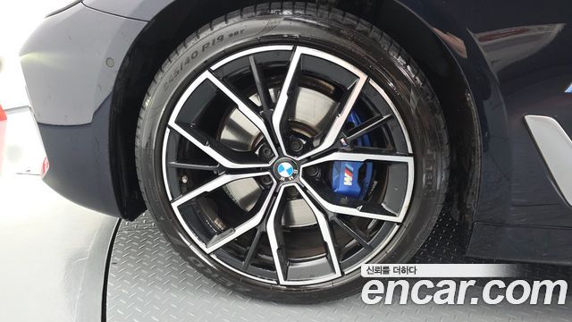 BMW 5-Series 530i M Sport Package