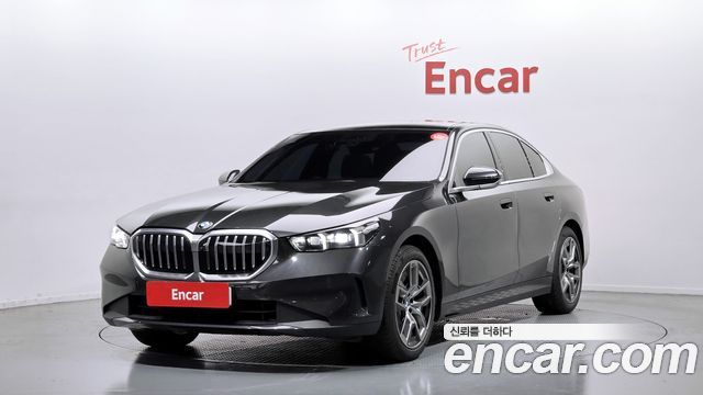 BMW 5-Series 520i