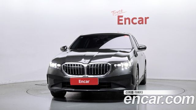 BMW 5-Series 520i