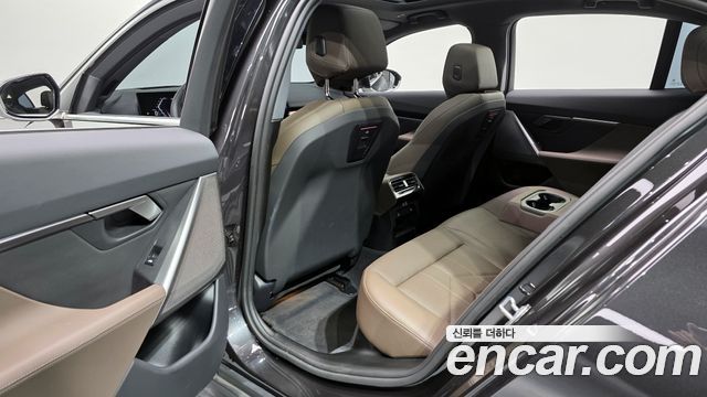 BMW 5-Series 520i