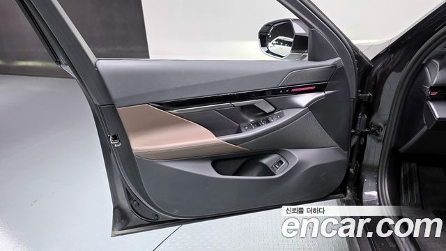 BMW 5-Series 520i