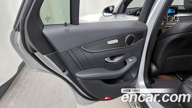 Mercedes-Benz GLC-Class GCL300 4MATIC Coupe