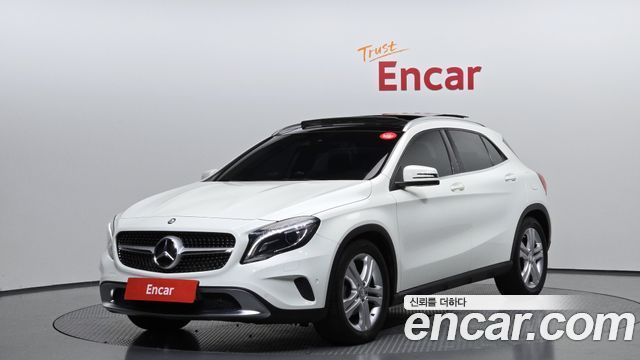 Mercedes-Benz GLA-Class GLA200 d 4MATIC