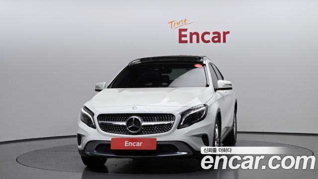 Mercedes-Benz GLA-Class GLA200 d 4MATIC