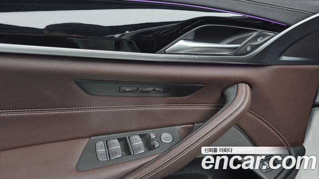 BMW 5-Series 530i M Sport Package