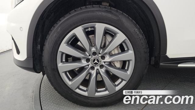 Mercedes-Benz GLC-Class GLC350e 4MATIC