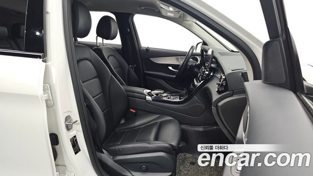 Mercedes-Benz GLC-Class GLC350e 4MATIC