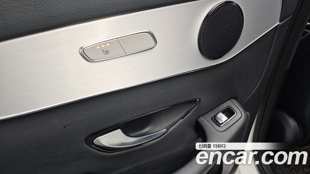 Mercedes-Benz GLC-Class GLC350e 4MATIC