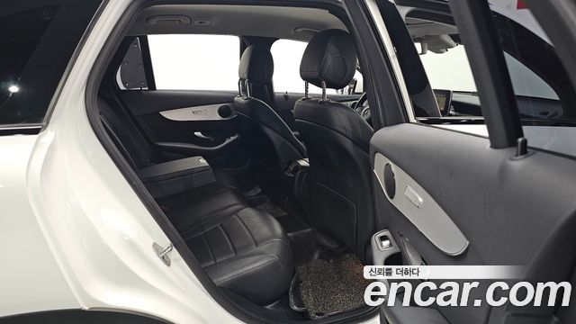 Mercedes-Benz GLC-Class GLC350e 4MATIC