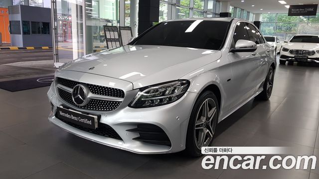 Mercedes-Benz C-Class C300e 4MATIC AMG Line