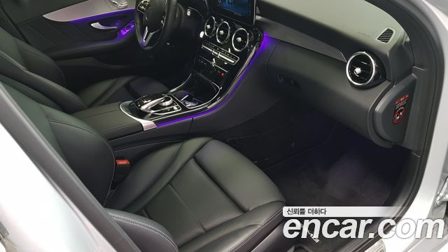 Mercedes-Benz C-Class C300e 4MATIC AMG Line