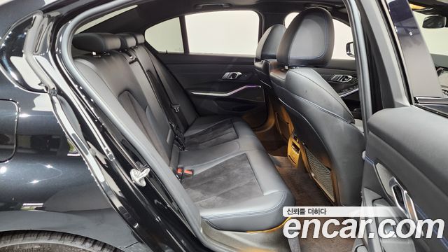 BMW 3-Series 320i M Sport