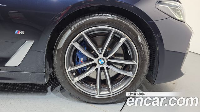 BMW 5-Series 520i M Sport