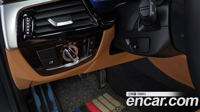 BMW 5-Series 520i M Sport