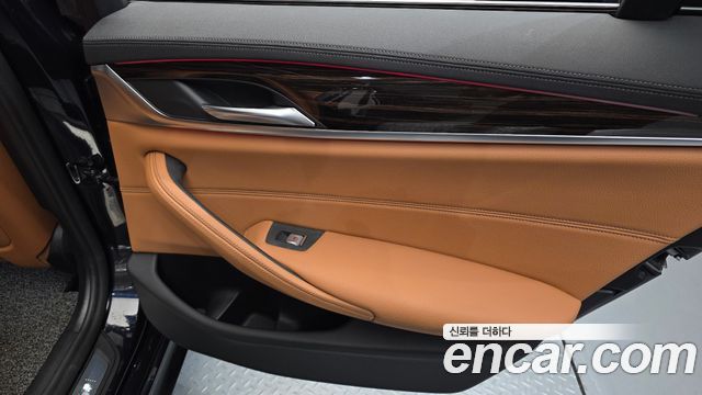 BMW 5-Series 520i M Sport