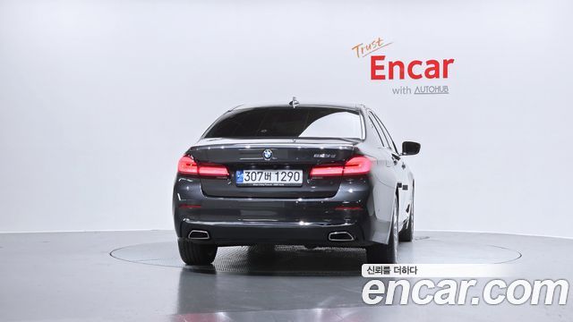BMW 5-Series 523d Luxury