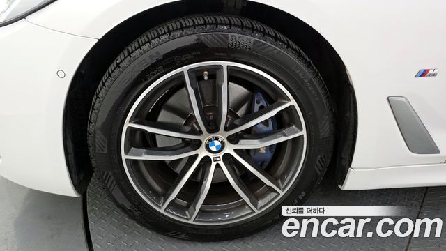 BMW 5-Series 523d M Sport