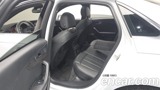 Audi A4 40 TFSI Premium