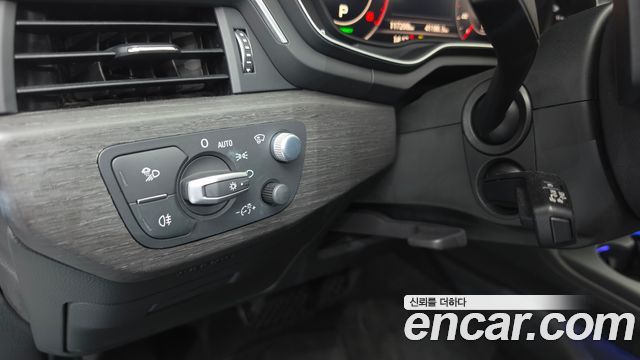 Audi A4 40 TFSI Premium