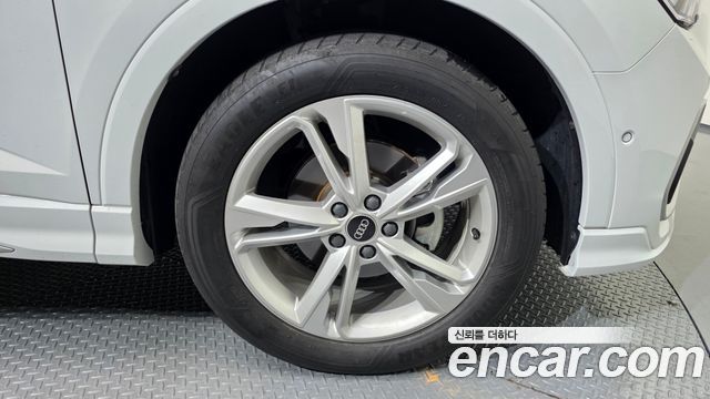Audi Q3 35 TDI Premium Sportback
