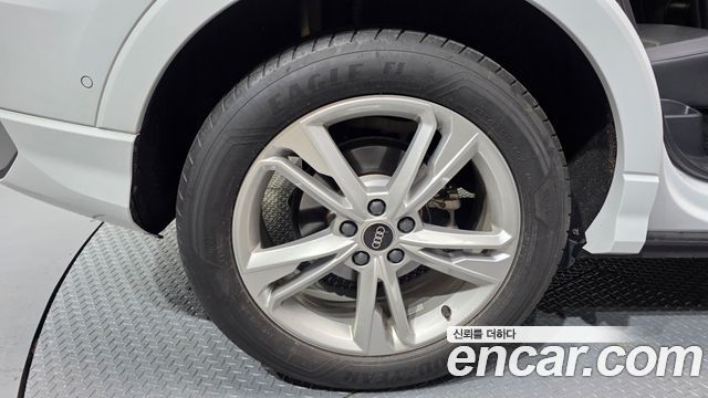 Audi Q3 35 TDI Premium Sportback
