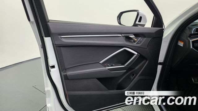 Audi Q3 35 TDI Premium Sportback