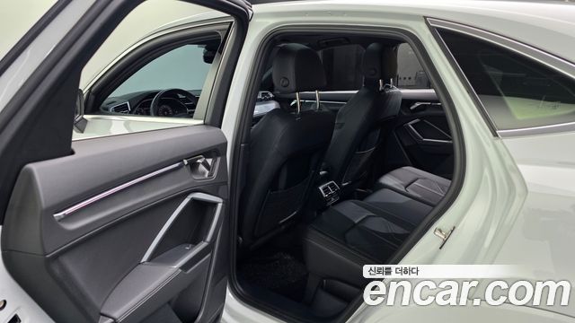 Audi Q3 35 TDI Premium Sportback