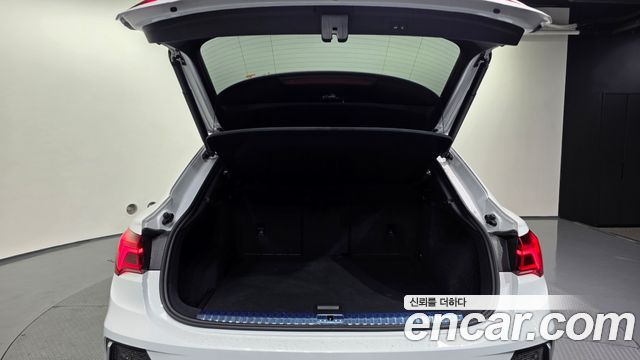 Audi Q3 35 TDI Premium Sportback