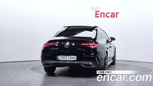 Mercedes-Benz CLA-Class CLA250 4MATIC