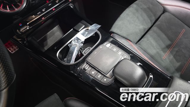 Mercedes-Benz CLA-Class CLA250 4MATIC