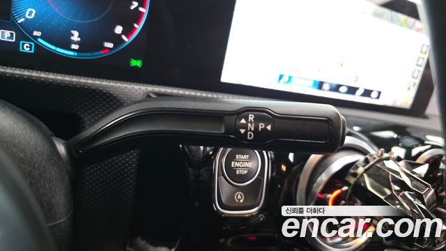 Mercedes-Benz CLA-Class CLA250 4MATIC