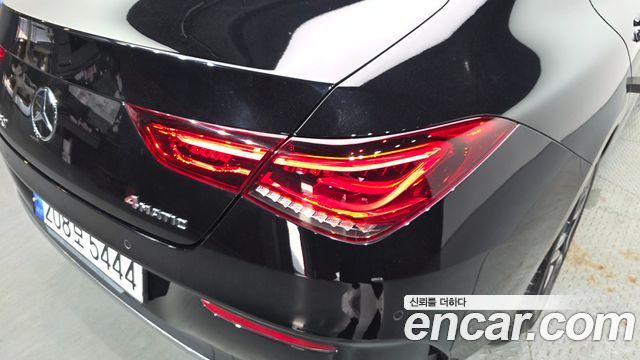 Mercedes-Benz CLA-Class CLA250 4MATIC